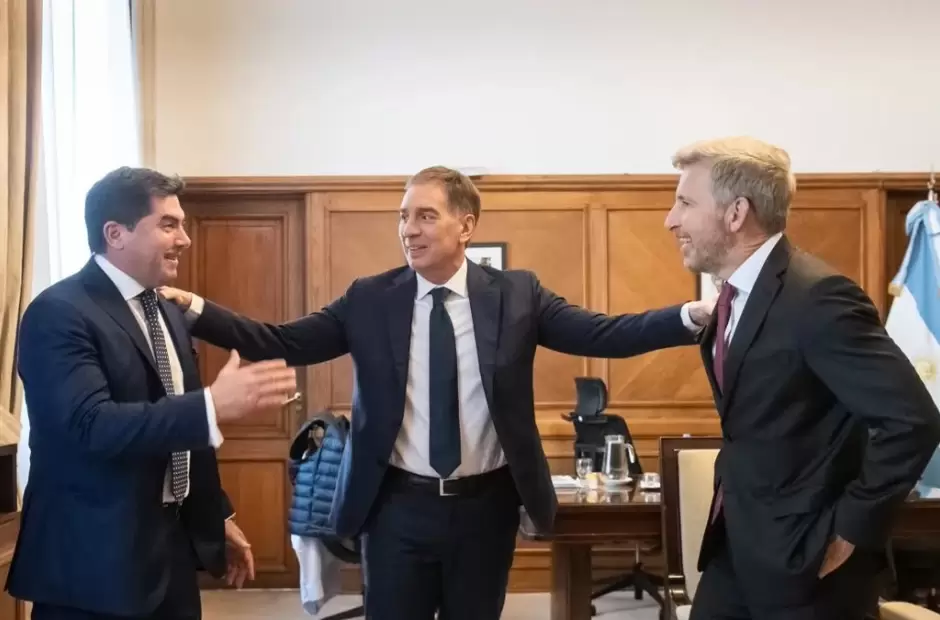 La posible vuelta de las listas colectoras para 2027 abre una fuerte disputa pol�tica