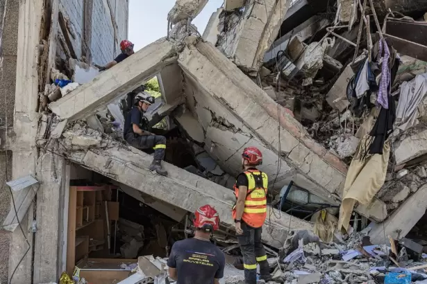 El terremoto en Venezuela ya dej� 2.954 muertos y m�s de 16.500 heridos