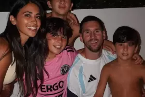 La Scaloneta recarg� energ�as: Messi se reencontr� con Antonela y sus hijos