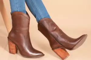 Ni borcegos ni zapatillas: el calzado tendencia con el que no vas a pasar fr�o este invierno 2026