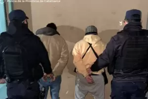 Le robaron el celular a un menor de edad, intentaron venderlo: fueron detenidos