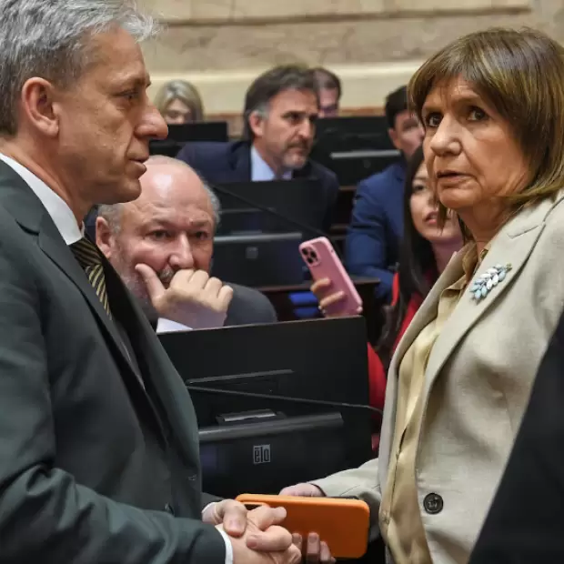El Gobierno busca acelerar la ley Hojarasca y la reforma electoral en una semana clave