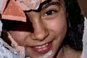 La nena del milagro cont� c�mo sobrevivi� las 32 horas bajo los escombros en Venezuela