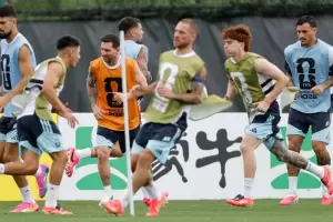 La Selecci�n se entrenar� esta tarde con la mira en Suiza y Scaloni define el equipo