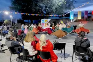 La Casa de la Puna se convierte en el gran escenario de los festejos patrios con m�sica y gastronom�a