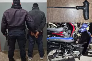 Catamarca: lo sorprendieron infraganti empujando una moto que hab�a robado