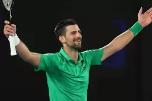 Djokovic y Sinner cara a cara: Wimbledon se prepara para una semifinal infartante