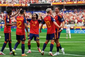 Espa�a golpe� sobre el final a B�lgica y enfrentar� a Francia en semifinales