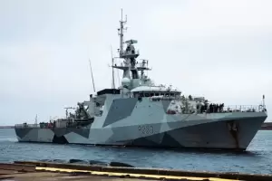 Denuncian una "provocaci�n" brit�nica tras el paso de un buque militar por el Mar Argentino