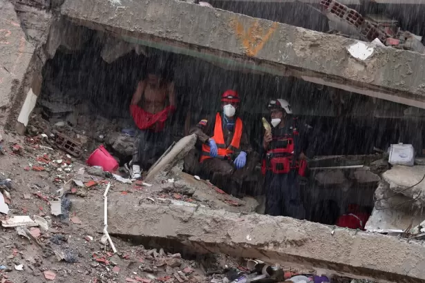Asciende a 5.208 el n�mero de v�ctimas tras los terremotos en Venezuela