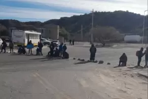 Corte en la Ruta Nacional 40: pobladores reclaman por trabajo