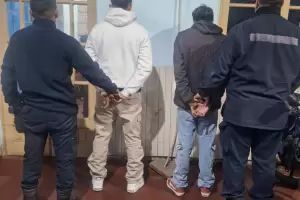 Los arrestados por realizar maniobras peligrosas y escapar de un control en Catamarca
