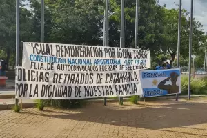 Polic�as Autoconvocados convocan a una manifestaci�n en Catamarca