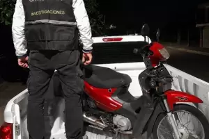 Recuperan una moto tras una investigaci�n policial en Catamarca