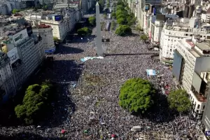 El Gobierno eval�a declarar asueto o feriado tras la final del Mundial