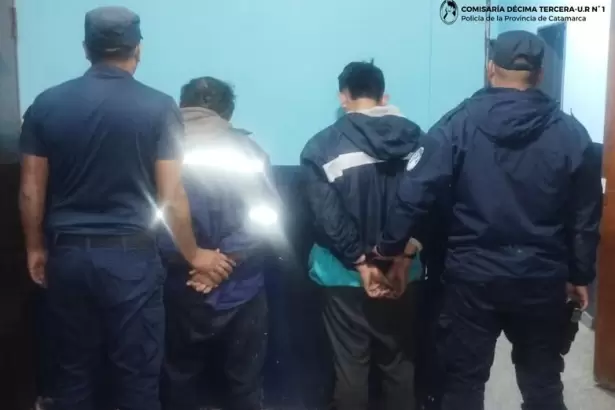 Hab�an sustra�do una motoguada�a, los detuvieron y fueron detenidos