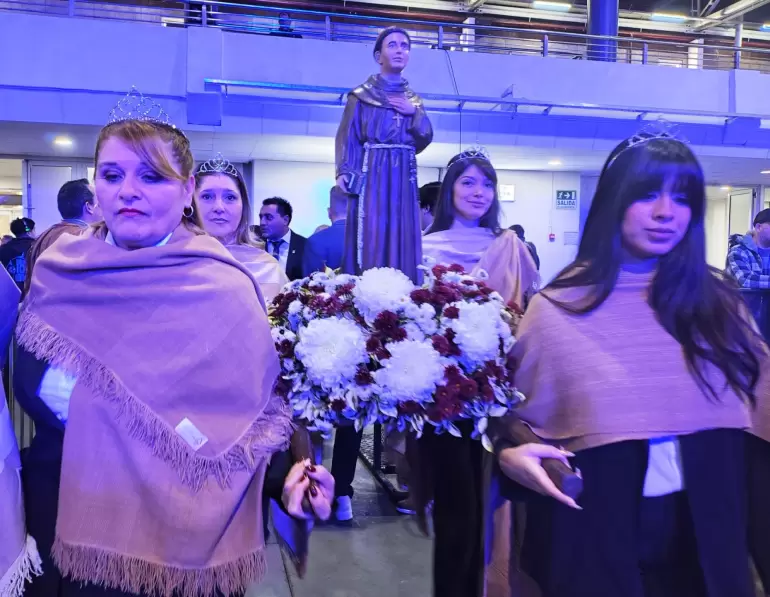 poncho 2026 virgen del valle