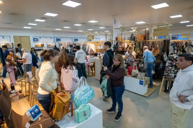 Poncho Dise�o celebra diez a�os impulsando la creatividad y el dise�o de autor