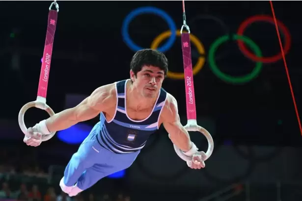 Condenaron al gimnasta Federico Molinari por grooming contra una alumna de su escuela