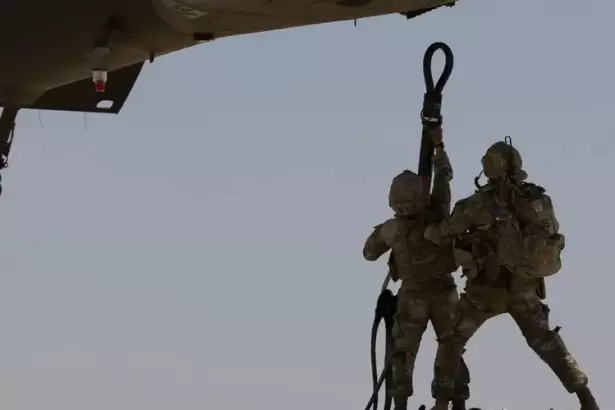 Dos militares estadounidenses muertos tras ataques iran�es en Jordania