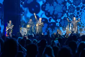 Los Tekis, Los Nocheros y Nadia Larcher hicieron vibrar el Poncho en la segunda luna
