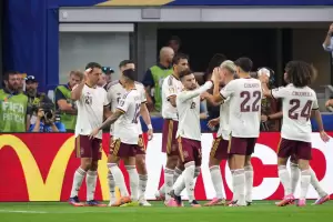 Espa�a confirm� a sus once titulares para la final del Mundial
