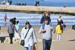 Invierno 2026: viajar al exterior demanda menos salarios que hace un a�o, qu� pasa con los destinos nacionales