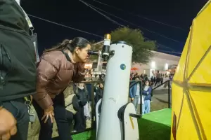 La experiencia de mirar el cielo de Catamarca tambi�n se vive en el Poncho