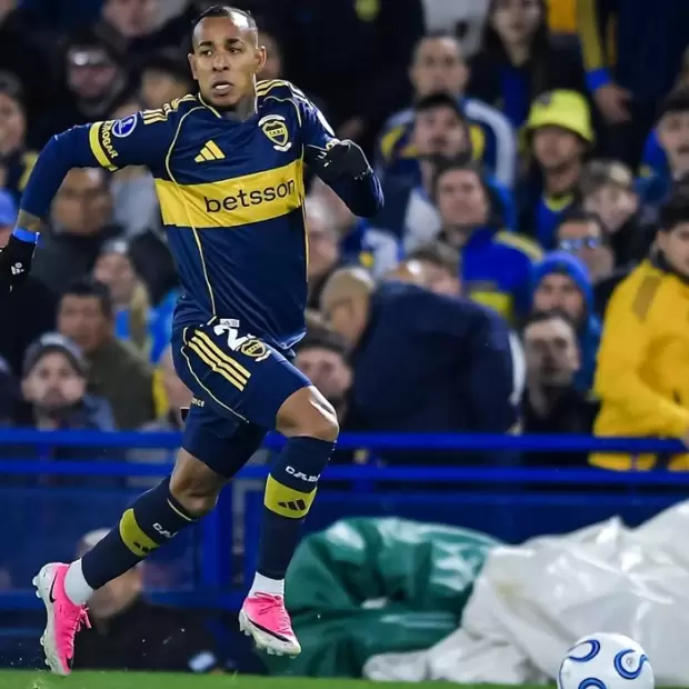 Villa volvi� a jugar en Boca, fue silbado en la Bombonera y pidi� disculpas a los hinchas
