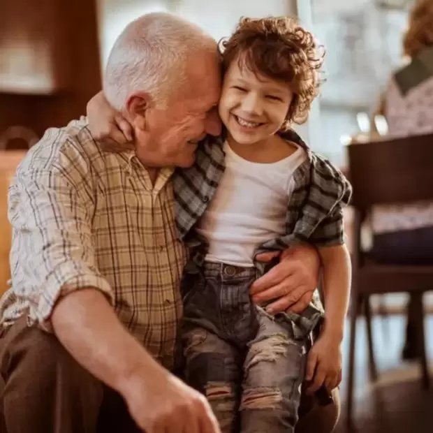 D�a de los Abuelos: entre el disfrute sin ataduras y la alerta por la sobrecarga del cuidado