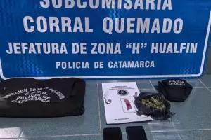 Incautan una motocicleta, drogas y tel�fonos celulares en la Ruta N� 137