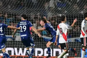 River perdi� ante Gimnasia y Esgrima y sum� su tercera derrota al hilo