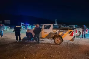 Rescate en la cordillera: descendi� el �ltimo grupo de turistas evacuados