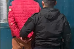Mal hijo: agredi� a propia madre y lo detuvieron portando un cuchillo