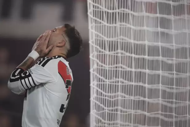 River rompi� el silencio en redes tras la quinta derrota consecutiva y recibi� una catarata de cr�ticas