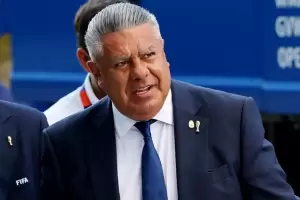 La demanda que complica a Chiqui Tapia: ahora buscan que declare por un contrato vinculado a Messi