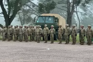 El Gobierno otorg� un bono extraordinario para las Fuerzas Armadas y federales