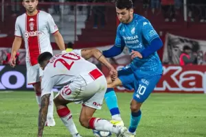 Hurac�n reparti� puntos con Atl�tico Tucum�n en Parque Patricios
