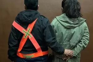 Detienen a una mujer por robar dos perfumes en una farmacia de Catamarca