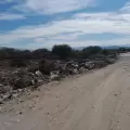 La nueva Terminal de Catamarca avanza, pero con un gran basural a pocos metros
