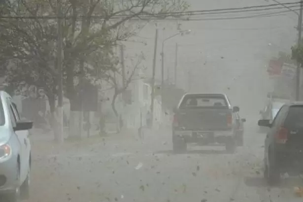 Alerta amarilla por fuertes vientos: Catamarca y otras 10 provincias tendr�n r�fagas de hasta 100 km/h