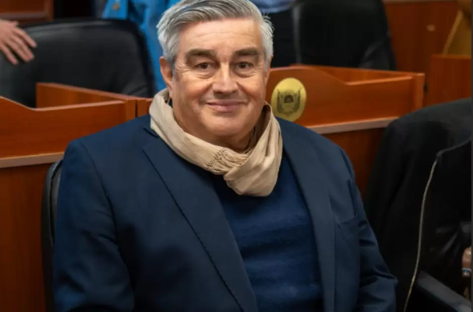 Mamerto Acu�a