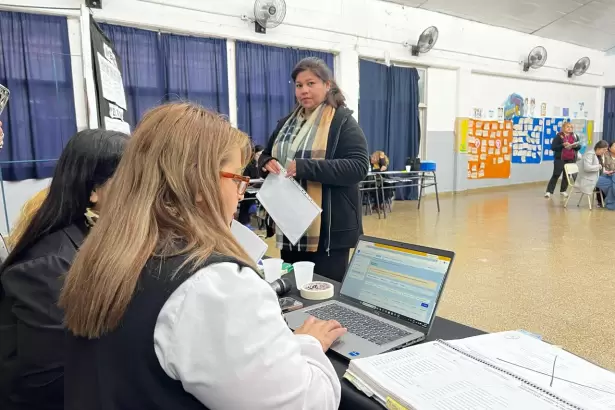 Catamarca implementa un sistema digital para agilizar la cobertura de cargos docentes