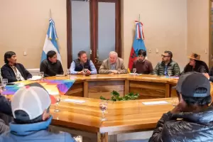 Caciques  pidieron avanzar con el proyecto minero en Aguas Calientes