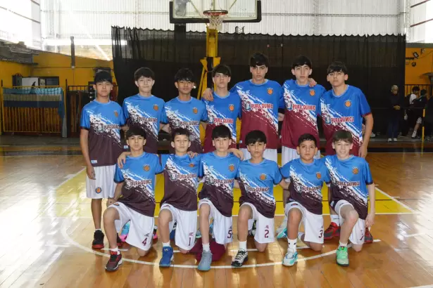 Catamarca debut� con triunfo ante Salta en el Argentino U13