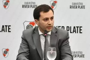 Di Carlo hablar� sobre River y Coudet en una semana decisiva para el club