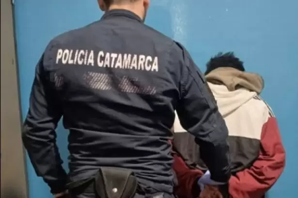 Lo sorprendieron infraganti cuando sal�a de una vivienda: lo detuvieron