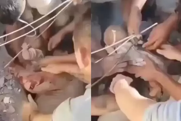 Terremoto en Colombia: milagroso rescate de un beb� de los escombros de un hospital
