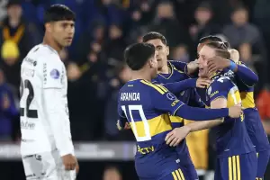 Boca se lo dio vuelta a Recoleta y sac� ventaja en los octavos de la Copa Sudamericana
