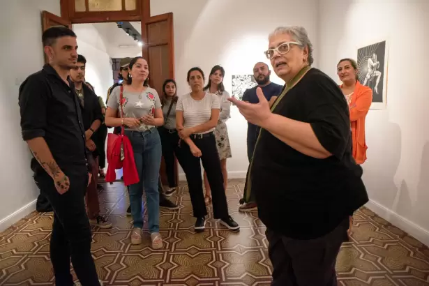 El Laureano Brizuela inaugura la muestra "Homenaje al Teatro", de Ada Cigno
